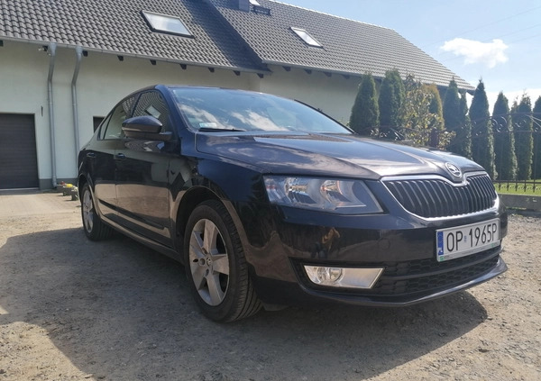 Skoda Octavia cena 33000 przebieg: 257000, rok produkcji 2015 z Opole małe 16